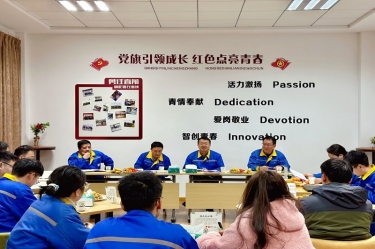 激扬青春 并肩前行 | 银河官方入口(中国)最新官网入口召开年度大学生座谈会