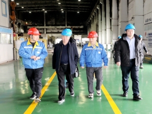 On January 30, 2024, Sun Ziqiang, a second-level inspector of the Party Committee of the Zhejiang Provincial Department of Economy and Information Technology, visited Jingxing Paper Industry to conduct safety production supervision at the end and beginnin
